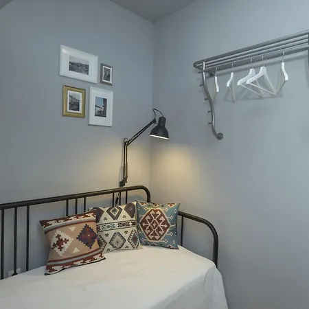 Hosoek Apartment